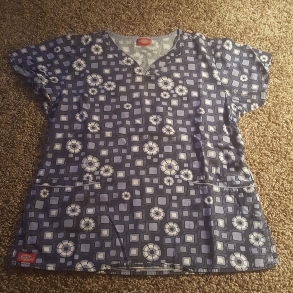 Scrub top